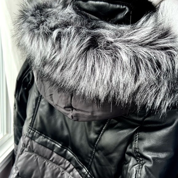BRAND NEW Froccella fur lined black winter coat - Picture 6 of 7